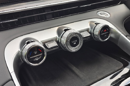 JAECOO Omoda C9 Front Ac Controls