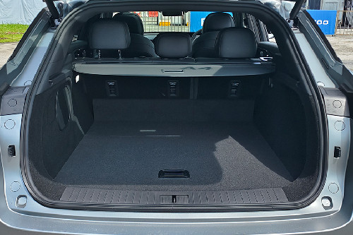 JAECOO Omoda C9 Trunk Open