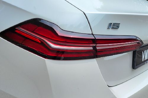 BMW i5 Tail Light