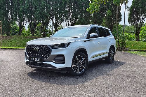 Chery Tiggo 8 Pro Front Angle Low View