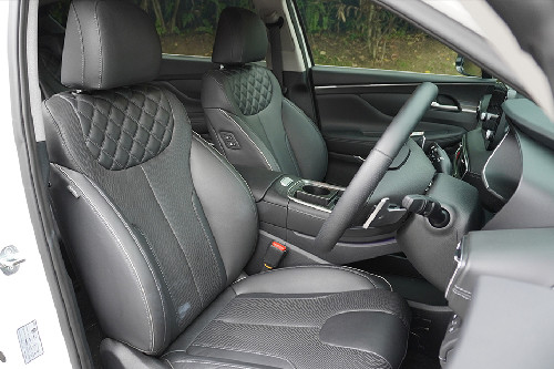 Hyundai Santa Fe Front Seats