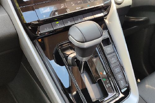 Toyota Innova Zenix Gear Shifter