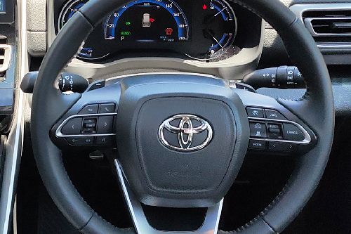 Toyota Innova Zenix Multi Function Steering