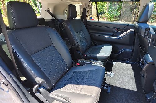 Toyota Innova Zenix Rear Seats